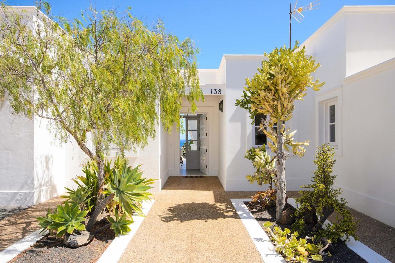 La Casa Del Puerto, Puerto Calero Vila Exterior foto